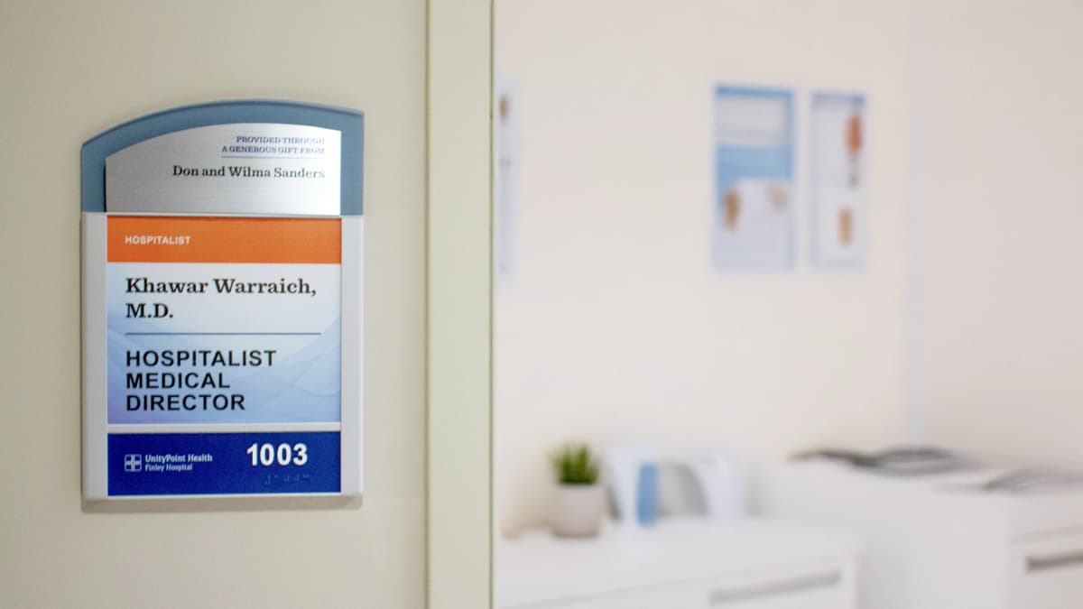 UnityPoint Hospital plaques donor recognition wall recognition, plaque